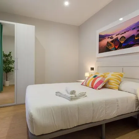 Renovated In Апартаменты Сантандер