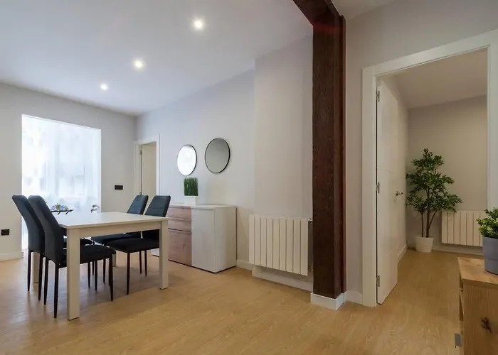 Renovated In Apartment *